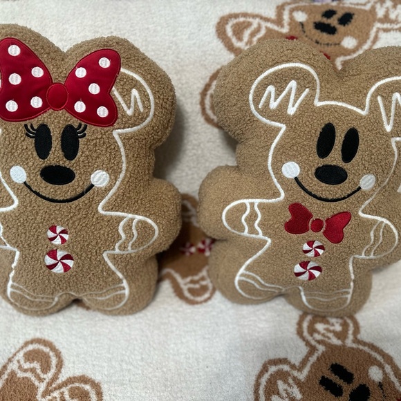 Gingerbread Mickey little lunch thingy Minnie holiday set - Picture 3 of 6